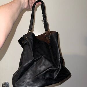 Amazon Textured Shoulder Bag